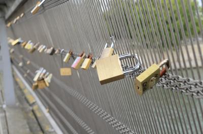 Photo of padlocks attached to a bridge. Taken by one of our Gloucester Locksmiths.